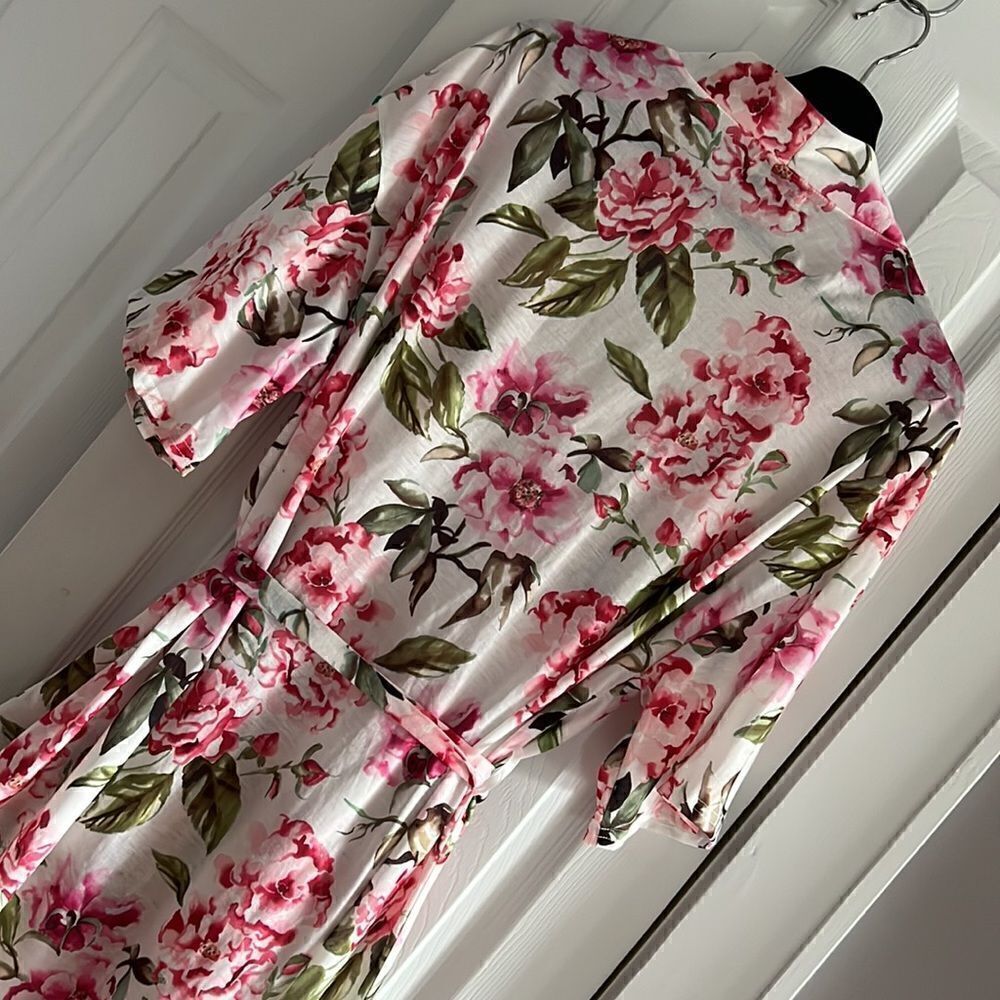 Show Me Your MuMu Brea Robe - Picture 11 of 12